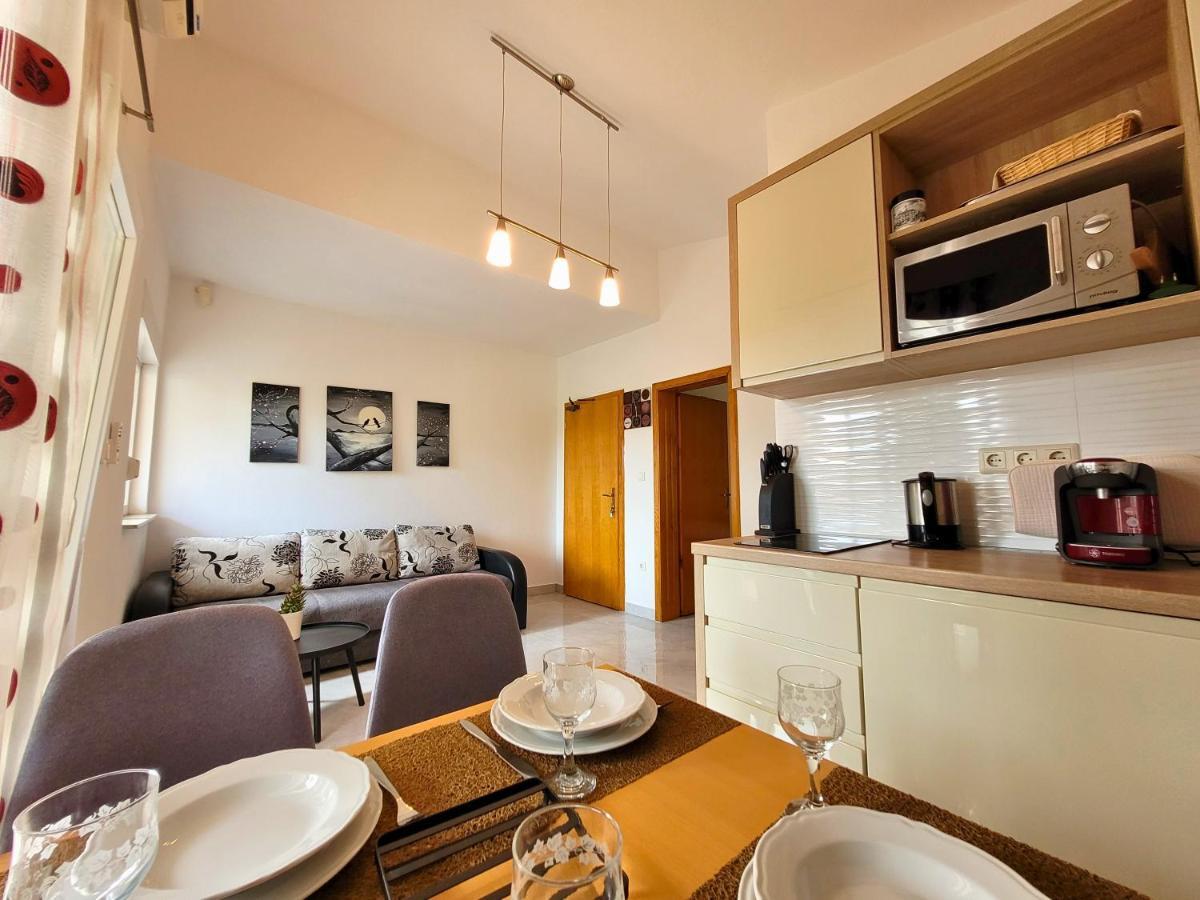 Apartment Jelena Vir Exterior foto